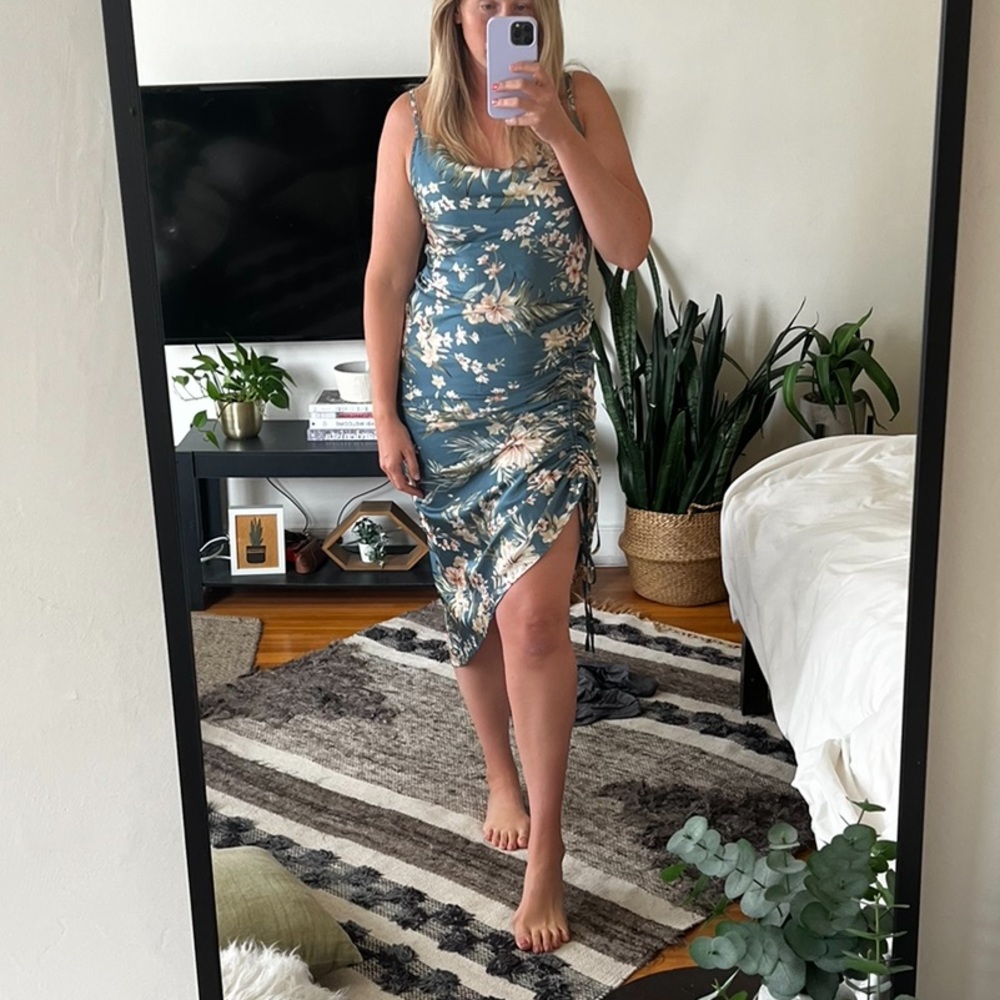 NWT Isalis kauai drawstring cowl neck dress